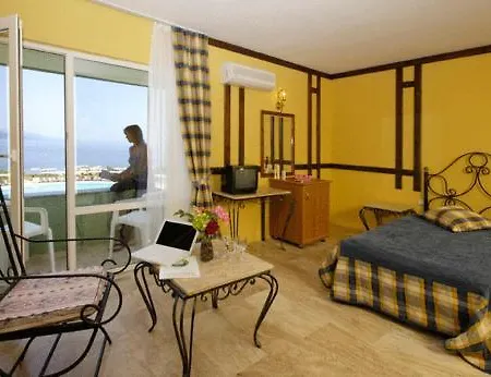 Aquila & Club Kapheros 4* Ayvacik
